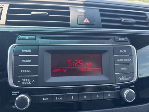 Used 2017 Kia Rio LX w/ Power Package FWD image 14