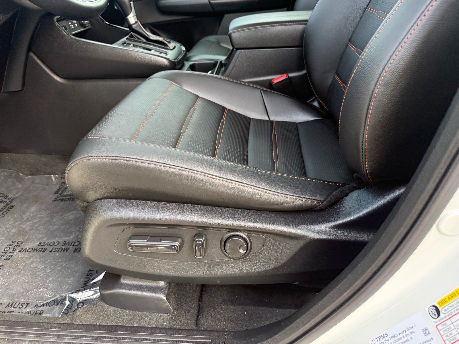 Used 2025 Honda CR-V Sport Touring image 14