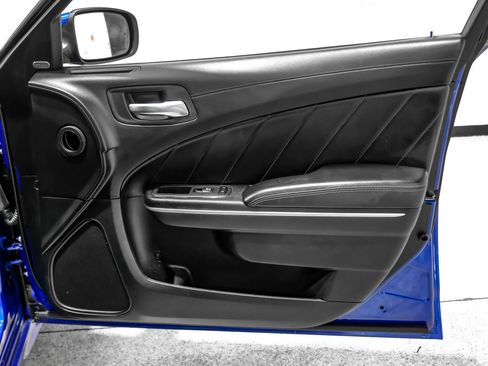 Used 2021 Dodge Charger Scat Pack RWD image 45