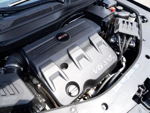 Used 2017 GMC Terrain SLT w/ Open Road Package image 13