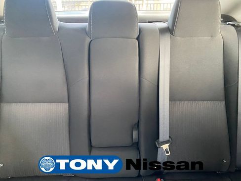 Used 2022 Nissan Sentra SV FWD image 18