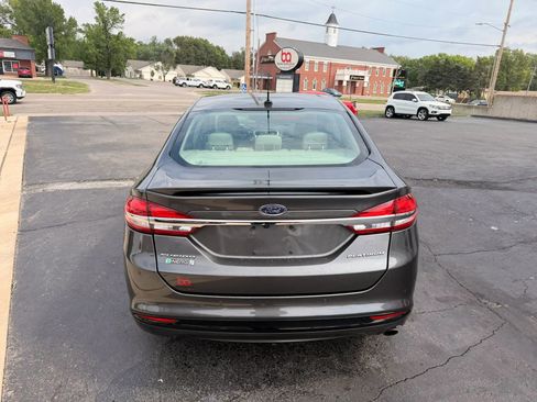 Used 2017 Ford Fusion Energi Platinum FWD image 5
