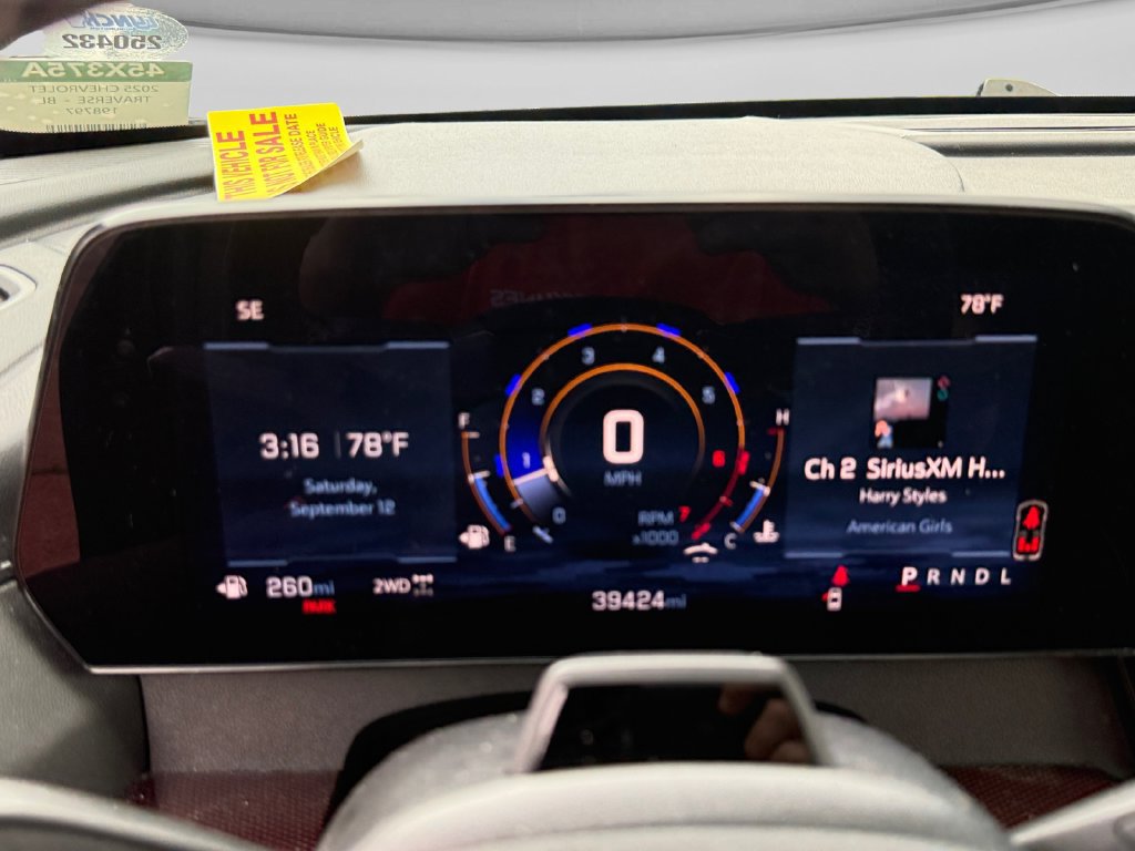 Used 2025 Chevrolet Traverse Z71 w/ Enhanced Driving Package AWD/4WD image 13