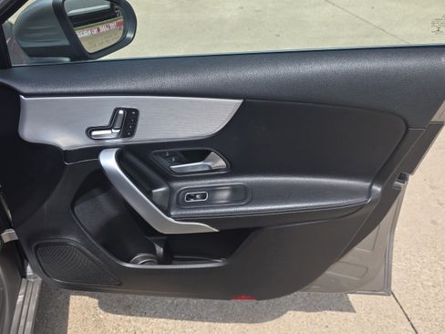 Used 2019 Mercedes-Benz A 220 w/ Premium Package image 40