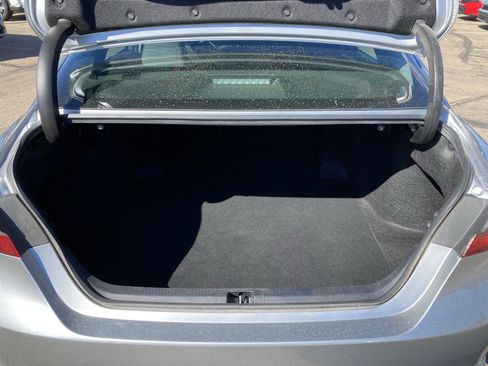 Used 2023 Toyota Camry SE image 36