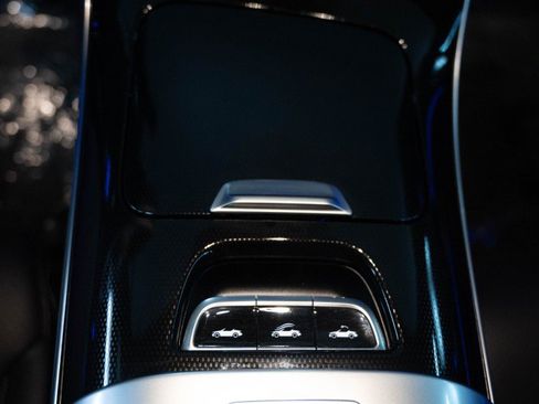 Certified 2026 Mercedes-Benz CLE 300 4MATIC Cabriolet image 29