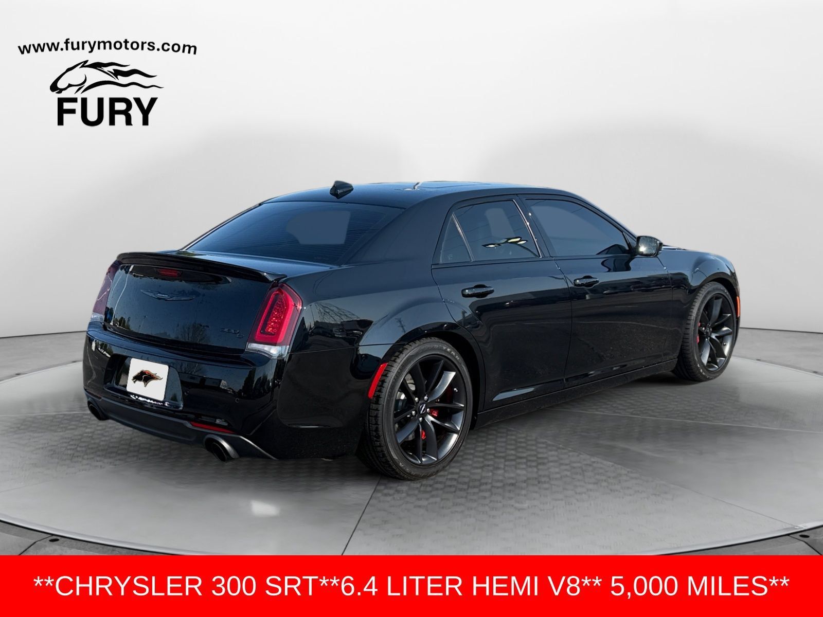 Used 2023 Chrysler 300 C RWD image 5
