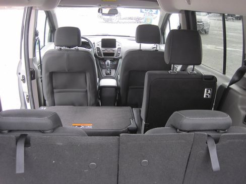 Used 2023 Ford Transit Connect XLT FWD image 8