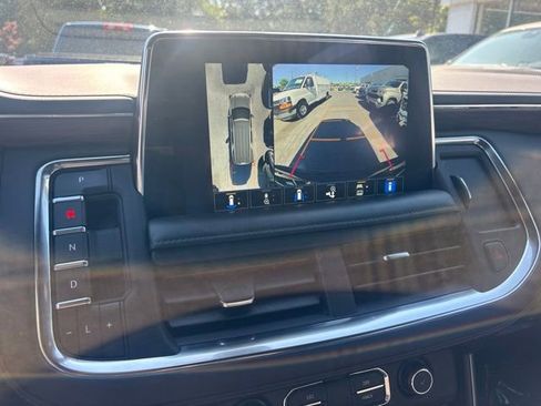Used 2022 Chevrolet Tahoe LT w/ Luxury Package AWD/4WD image 8