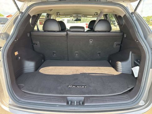 Used 2012 Hyundai Tucson GLS AWD/4WD image 12