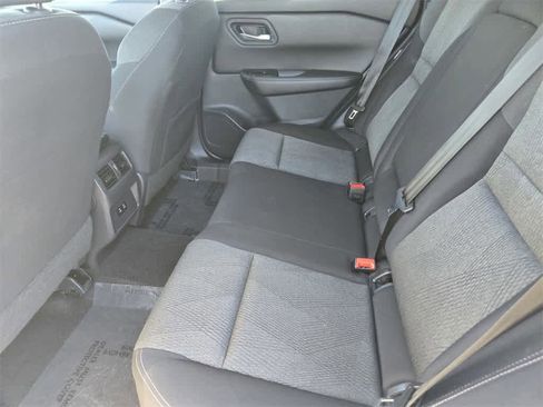 Used 2024 Nissan Rogue SV image 13