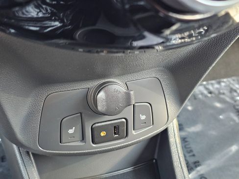 Used 2016 Chevrolet Spark LT FWD image 31