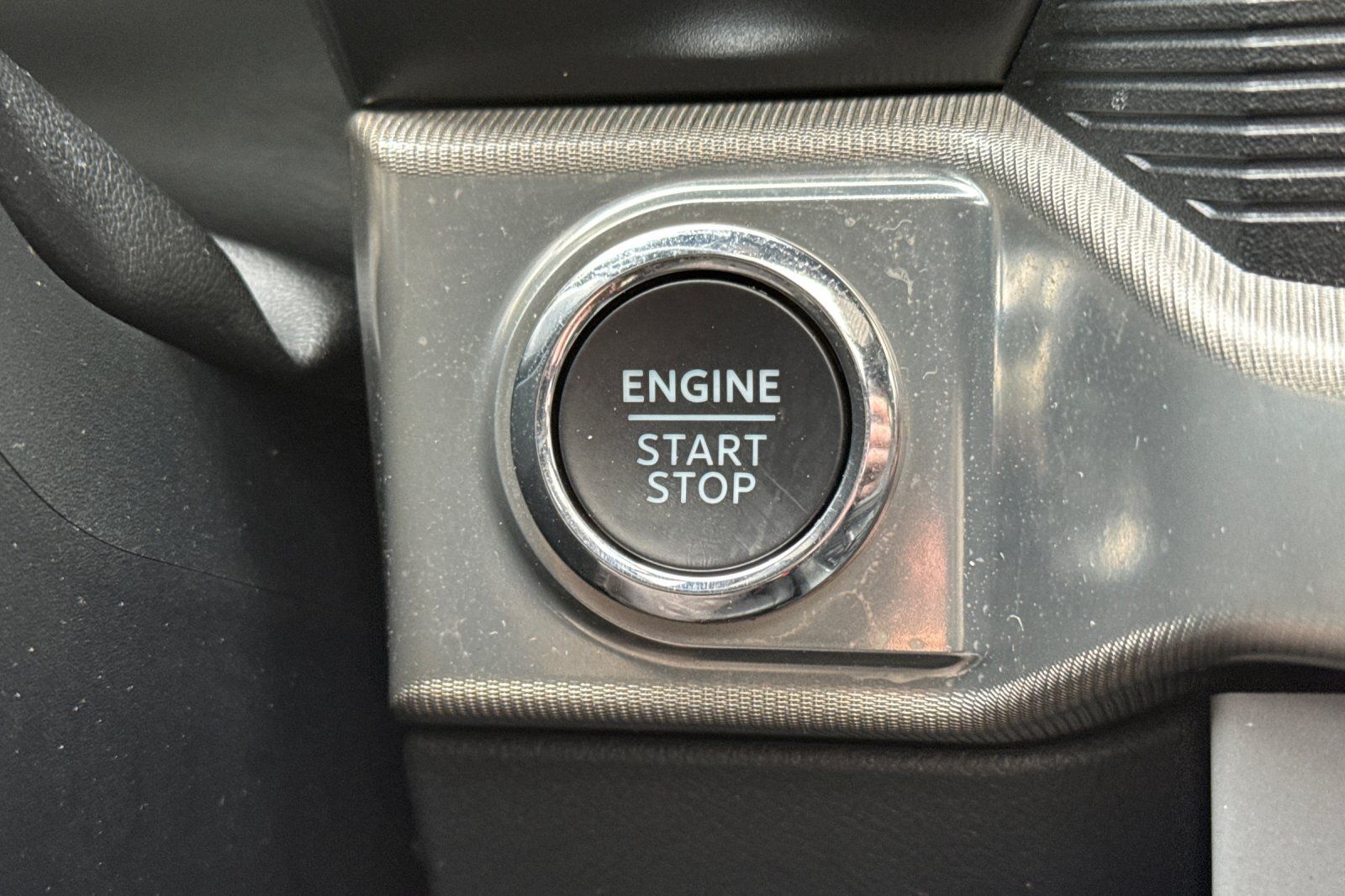 Used 2024 Ford F150 Lariat w/ Equipment Group 502A High AWD/4WD image 22