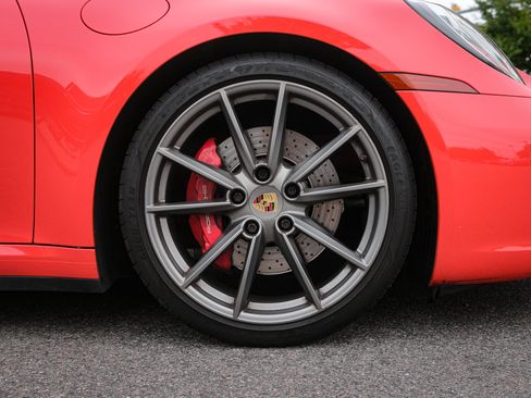 Used 2020 Porsche 911 Carrera S RWD image 13