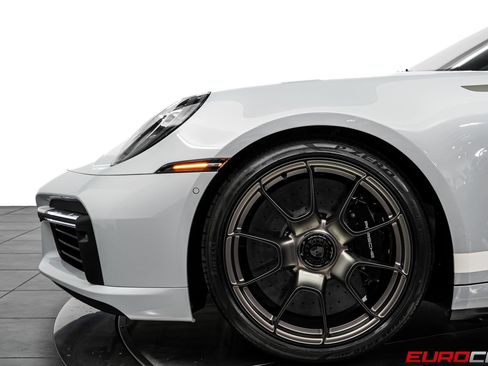 Used 2025 Porsche 911 Turbo S AWD/4WD image 15