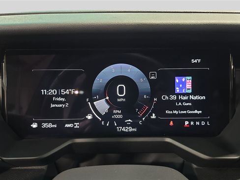 Used 2025 GMC Acadia Elevation image 10