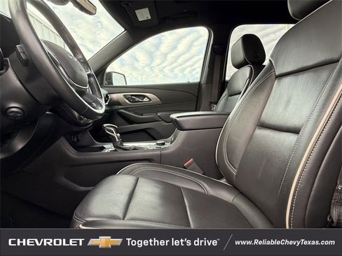 Certified 2022 Chevrolet Traverse Premier w/ Redline Edition image 34