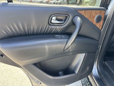 Used 2021 Nissan Armada SL w/ Captain's Chairs Package image 12