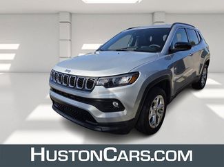 Used 2025 Jeep Compass Latitude video 1