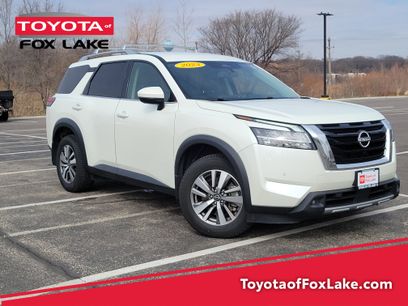 Used 2023 Nissan Pathfinder SL