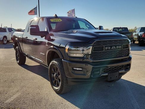 Used 2024 RAM 3500 Limited image 5