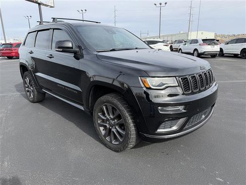 Used 2018 Jeep Grand Cherokee High Altitude image 2