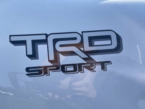 Used 2024 Toyota Tacoma TRD Sport w/ TRD Sport Upgrade Package AWD/4WD image 9