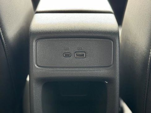 New 2025 Chevrolet Trax RS w/ Sunroof Package image 13