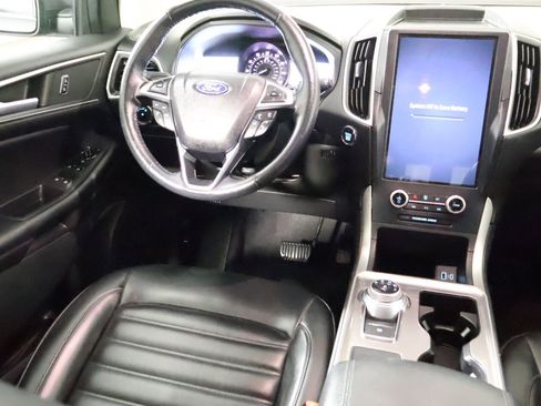 Used 2023 Ford Edge SEL image 28