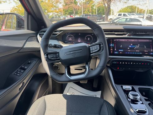 New 2026 Jeep Cherokee Laredo AWD/4WD image 21