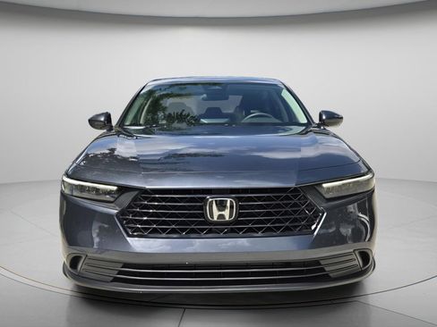 Used 2025 Honda Accord LX image 4