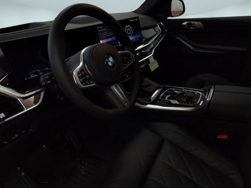 New 2026 BMW X7 xDrive40i w/ M Sport Package image 18