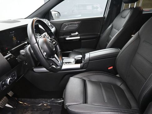 Used 2022 Mercedes-Benz GLA 250 4MATIC image 9