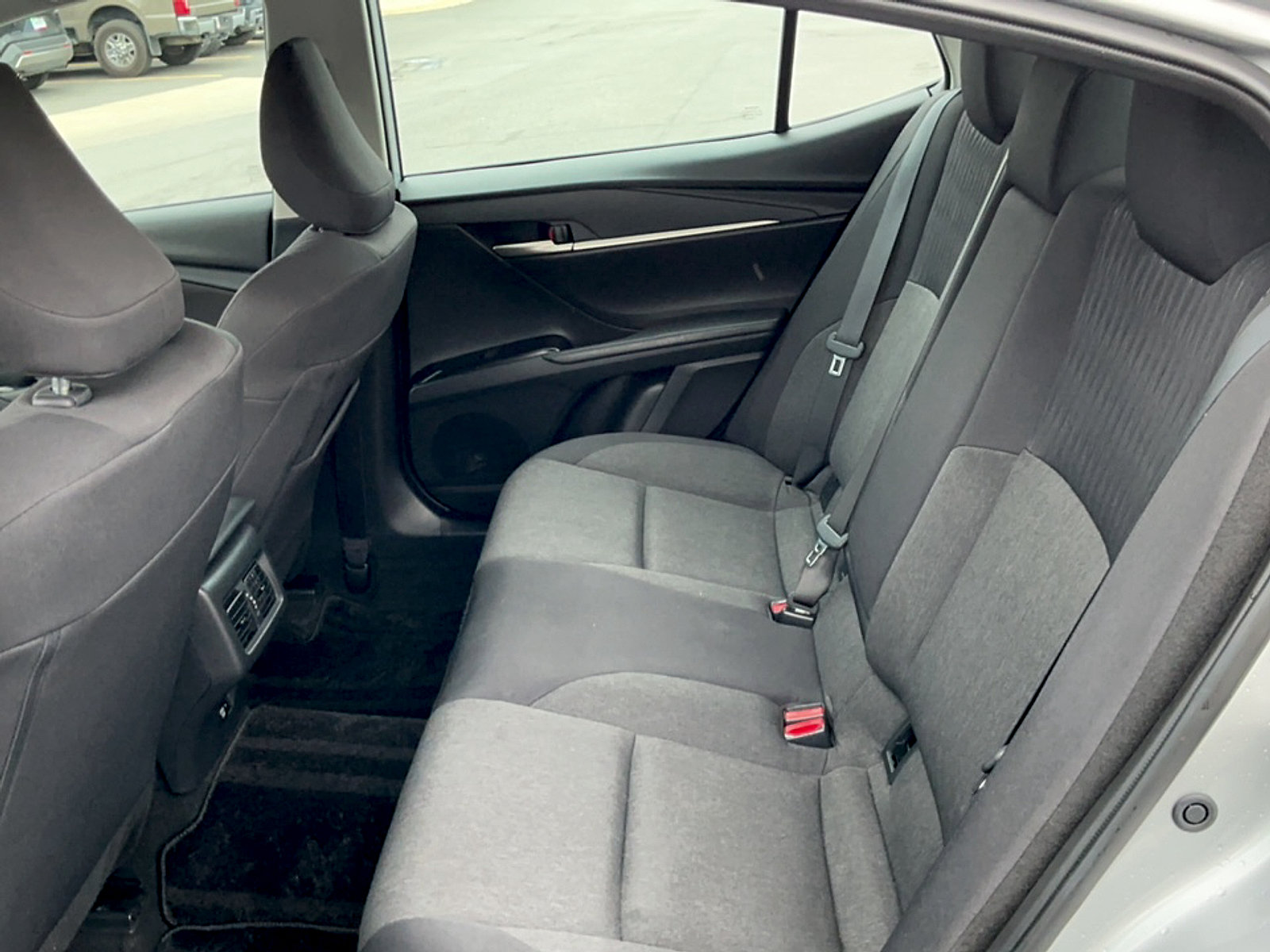 Used 2025 Toyota Camry LE FWD image 21