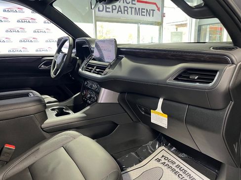 Used 2024 Chevrolet Suburban Z71 image 49