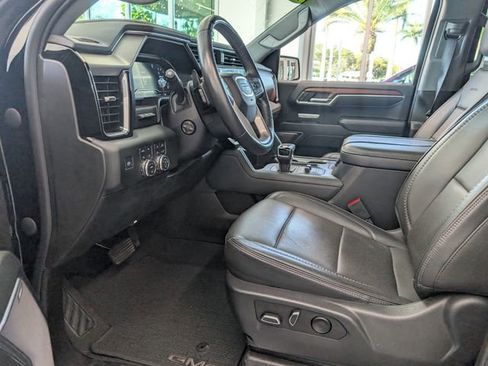 Used 2023 GMC Sierra 1500 Denali image 8