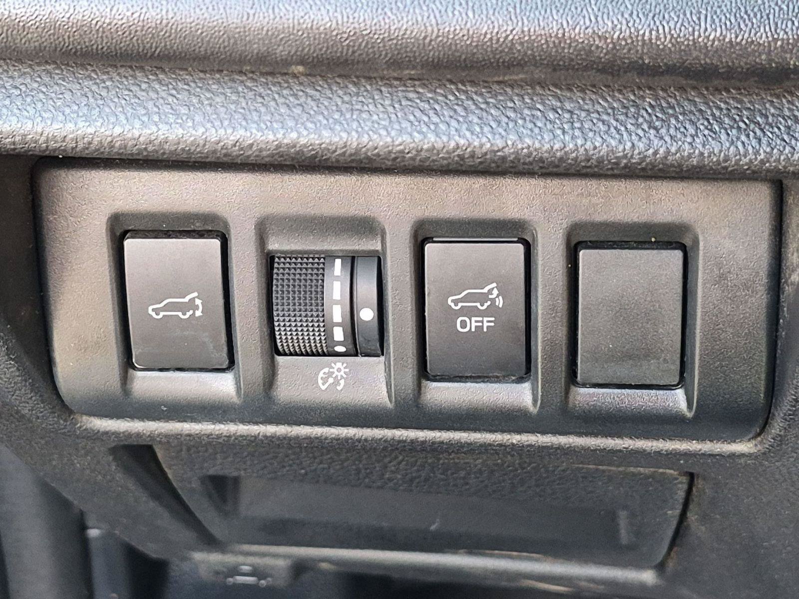 Certified 2025 Subaru Outback Limited AWD/4WD image 33
