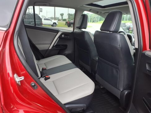 Used 2017 Toyota RAV4 Limited FWD image 12