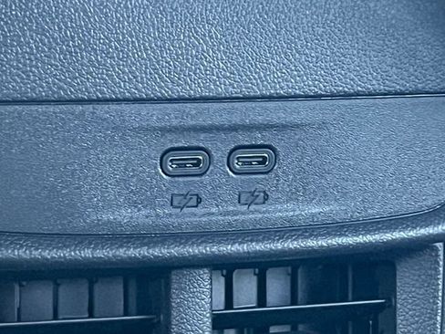 New 2026 Chevrolet Equinox LT w/ Convenience Package II AWD/4WD image 33