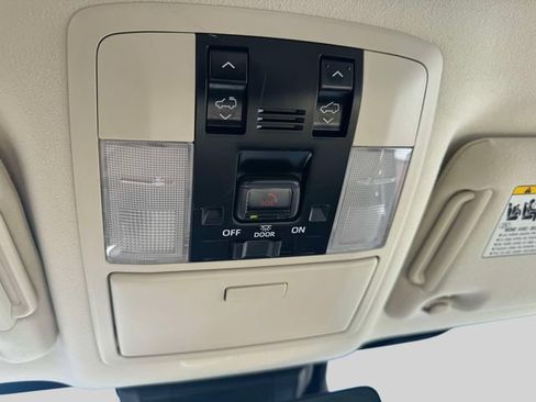Used 2023 Lexus GX 460 Premium AWD/4WD image 38