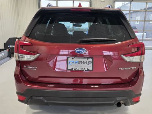 Used 2022 Subaru Forester Limited image 4
