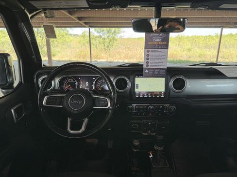Used 2020 Jeep Gladiator Overland AWD/4WD image 20