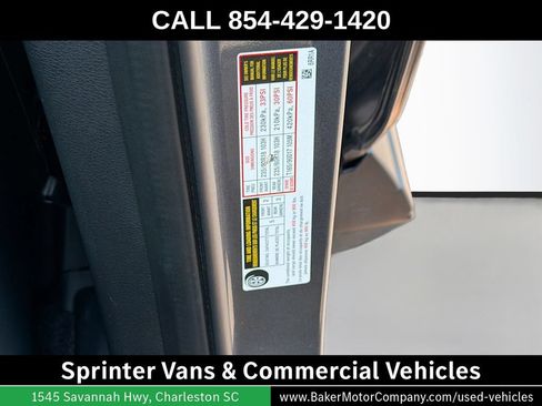 Used 2023 Nissan Rogue SV AWD/4WD image 36