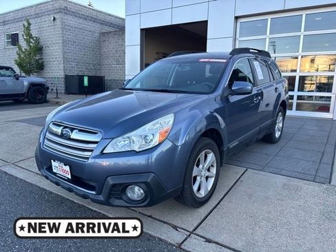 Used 2014 Subaru Outback 2.5i Premium AWD/4WD image 1