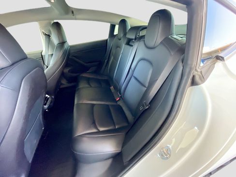 Used 2020 Tesla Model 3 RWD image 16