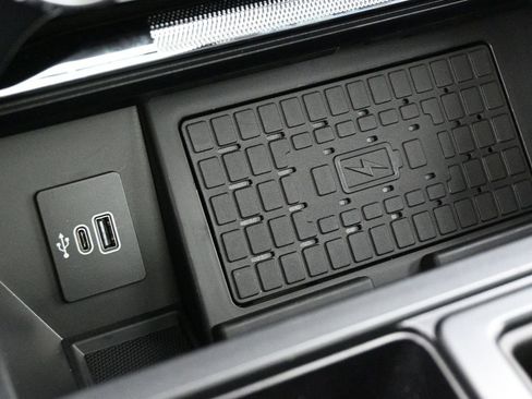 New 2025 Ford F150 Platinum w/ Equipment Group 702A High image 19