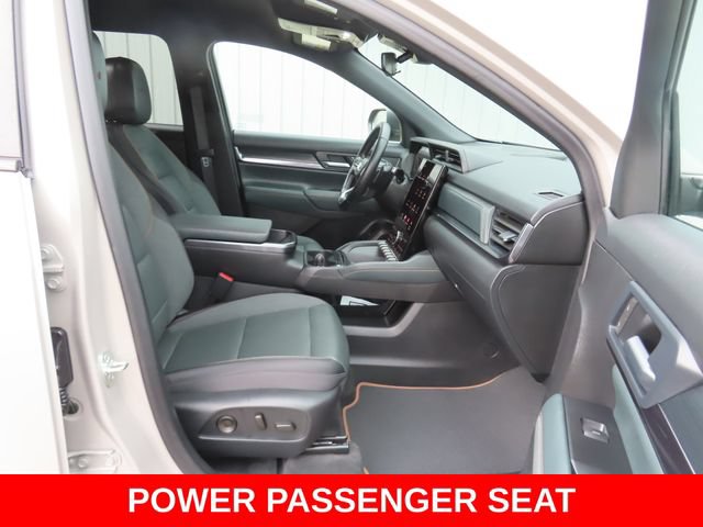New 2026 GMC Terrain AT4 w/ Convenience Package III AWD/4WD image 24