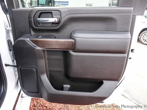 Used 2023 GMC Sierra 2500 Denali w/ Denali Ultimate Package image 29