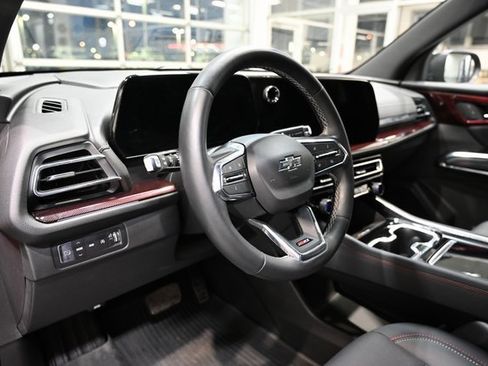 Used 2024 Chevrolet Traverse Z71 w/ LPO, Floor Liner Package image 20