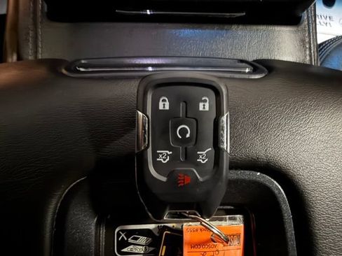 Used 2020 GMC Yukon Denali w/ Denali Premium Package AWD/4WD image 53